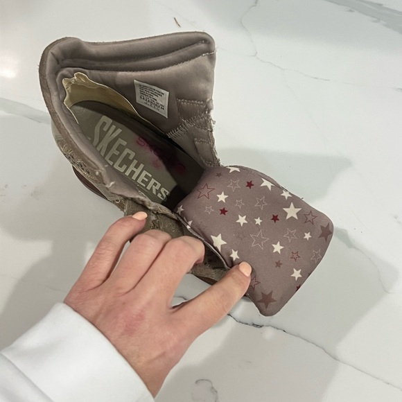 SKECHERS SKCH+3 Leather Hidden Wedge Ankle Booties Dark Taupe size 5.5 - Picture 9 of 11